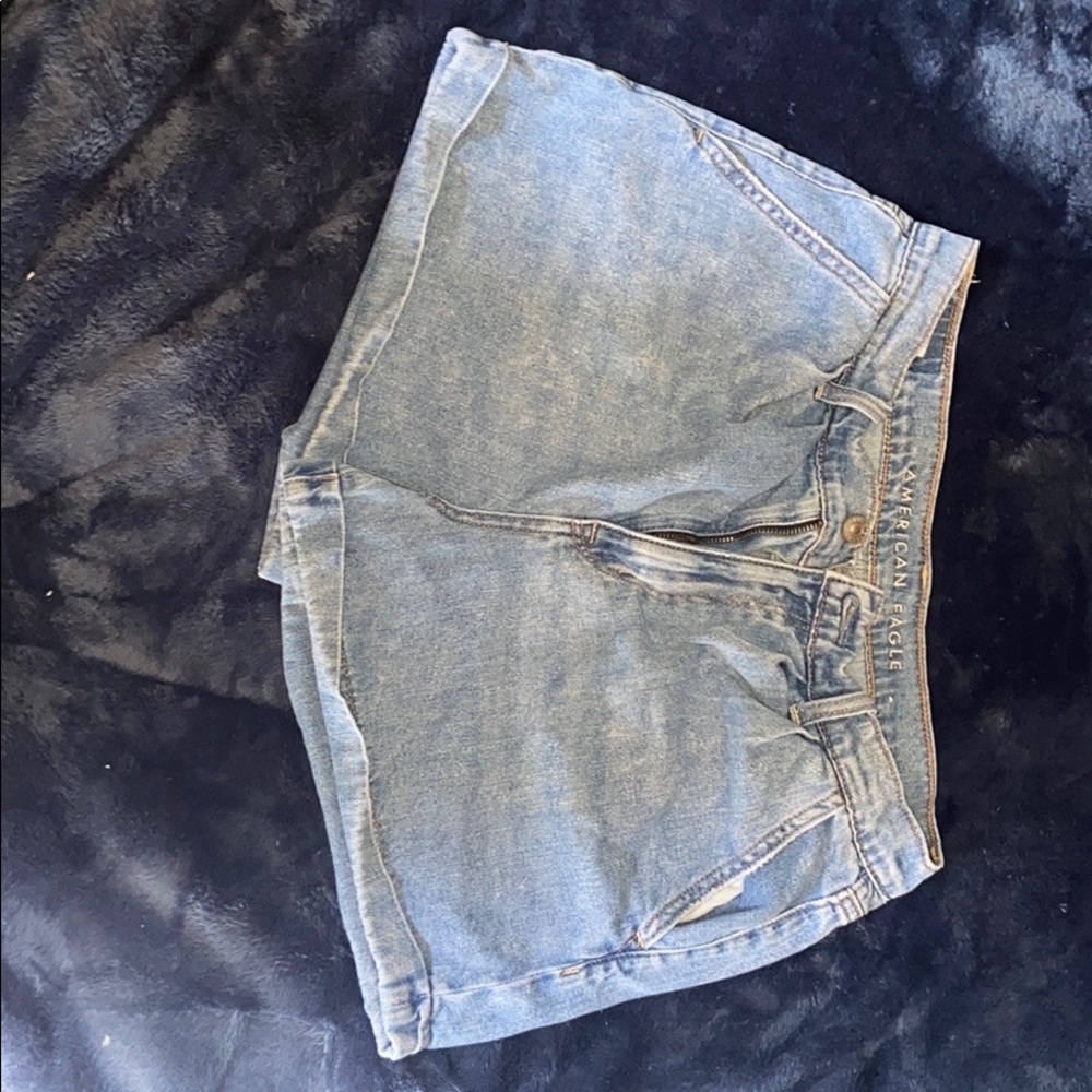 American Eagle light denim shorts